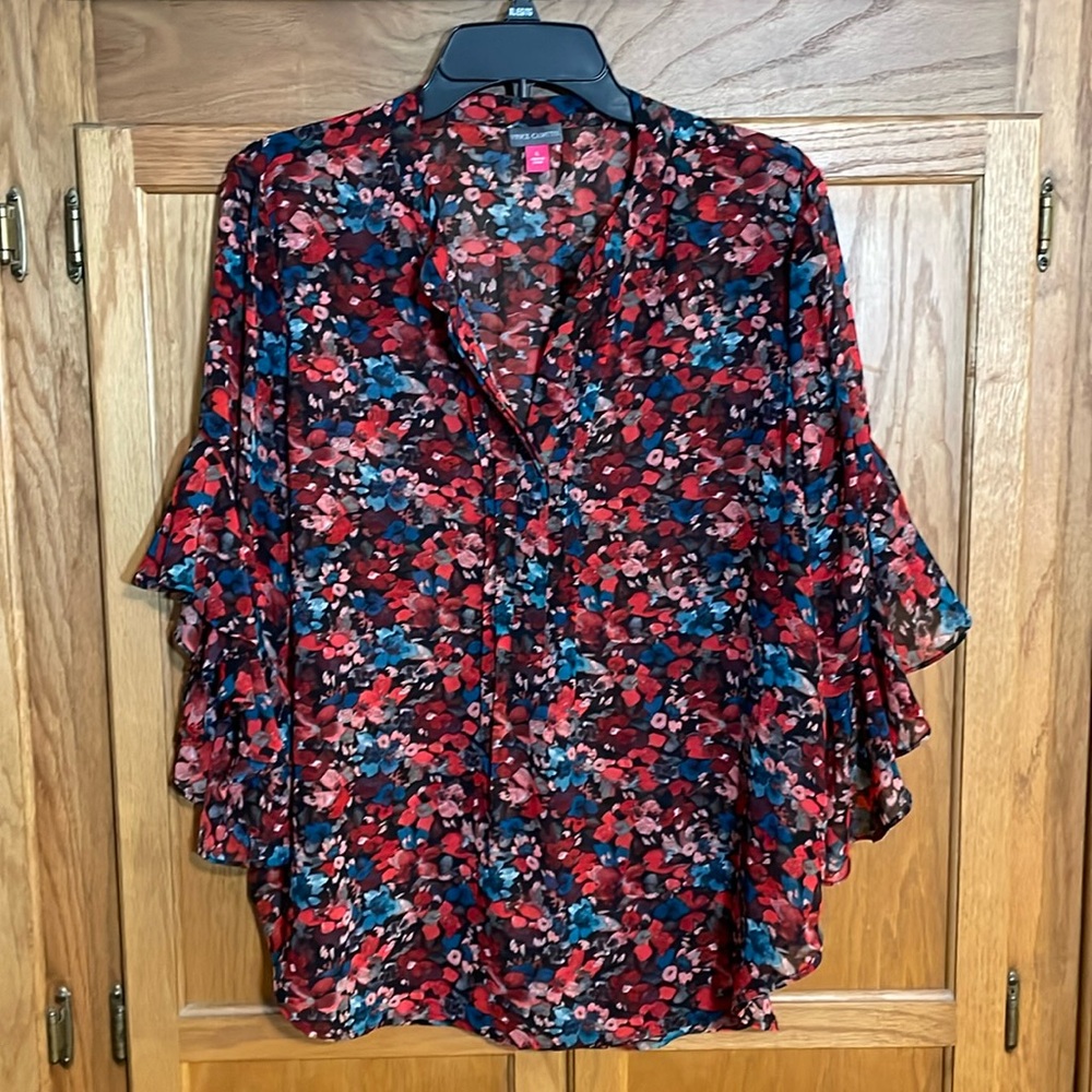 Vince Camino 3/4 length ruffled sleeves top
